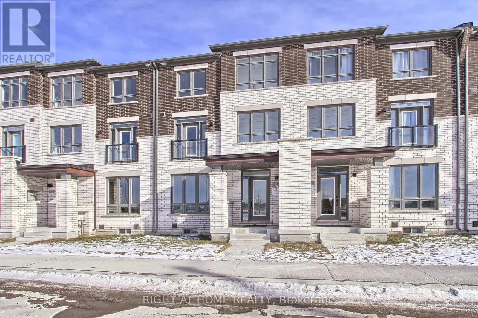Row / Townhouse for rent: 10173 Huntington Road, Vaughan, Ontario L4H 5J5