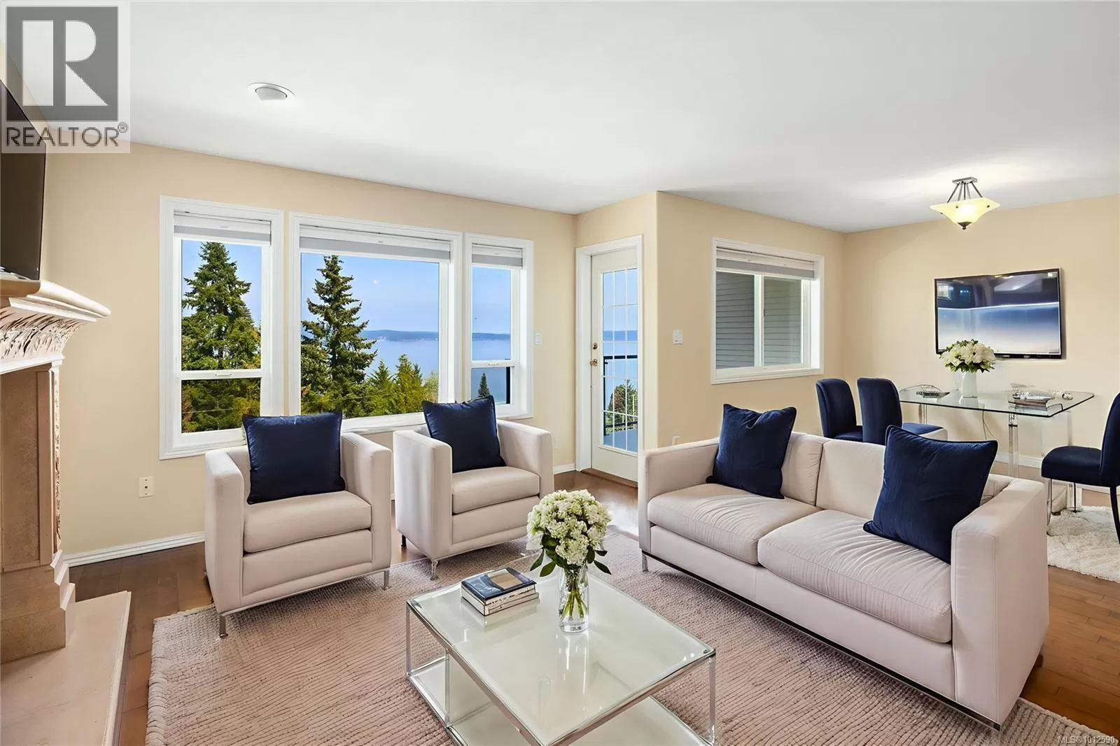 Duplex for rent: 10185 View St, Chemainus, British Columbia V0R 1K2