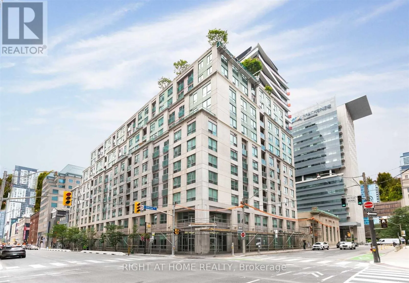 Apartment for rent: 1019 - 168 Simcoe Street, Toronto, Ontario M5H 4C9