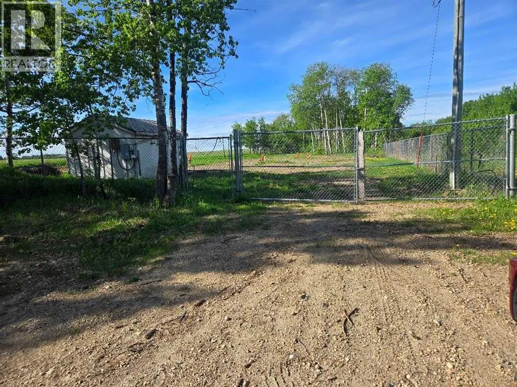 1019 391 Township, Rural Red Deer County, Alberta T4P 0E8