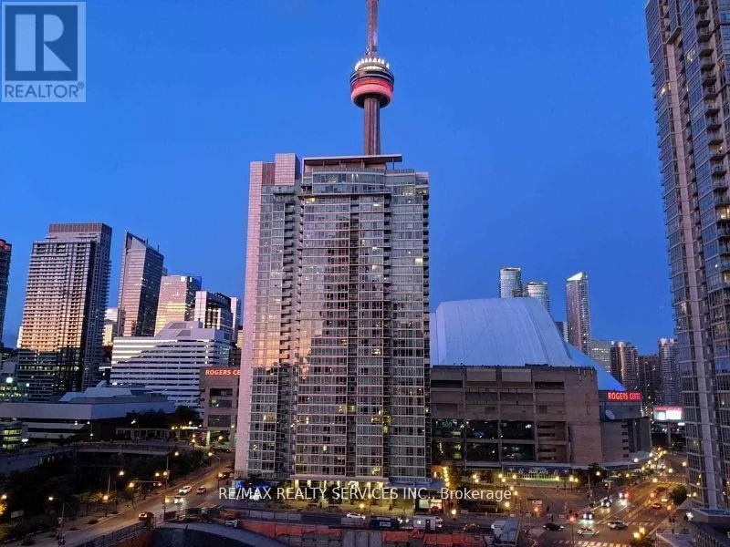 Apartment for rent: 1019 - 4000 Spadina Avenue, Toronto, Ontario M5V 3Y9