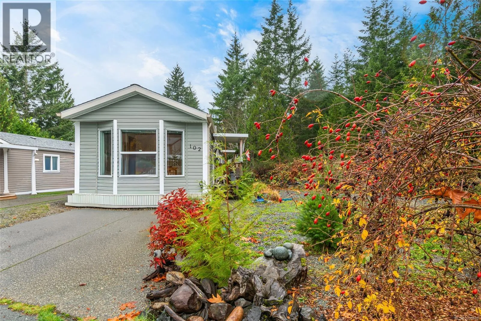 Manufactured Home for rent: 102 10325 Lakeshore Rd, Port Alberni, British Columbia V9Y 8G9