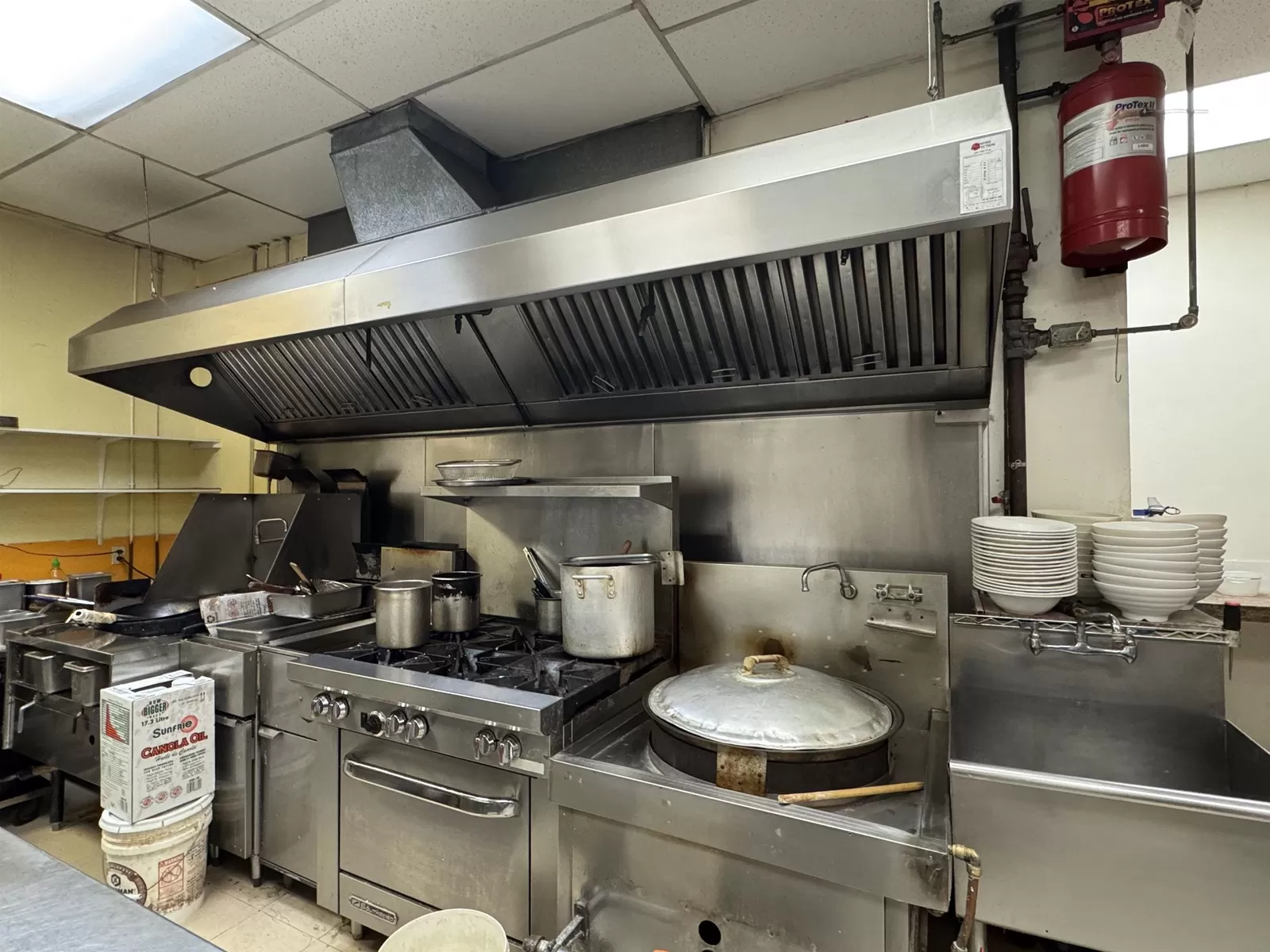 102 10330 152 Street, Surrey, British Columbia V3R 4G8