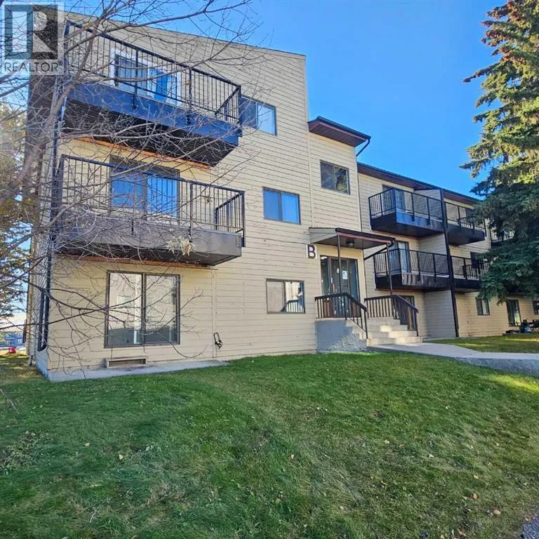 Apartment for rent: 102, 1221b Westhaven Drive, Edson, Alberta T7E 1P9