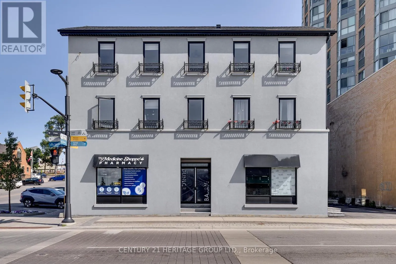 102 - 130 Dunlop Street E, Barrie, Ontario L4M 1B1