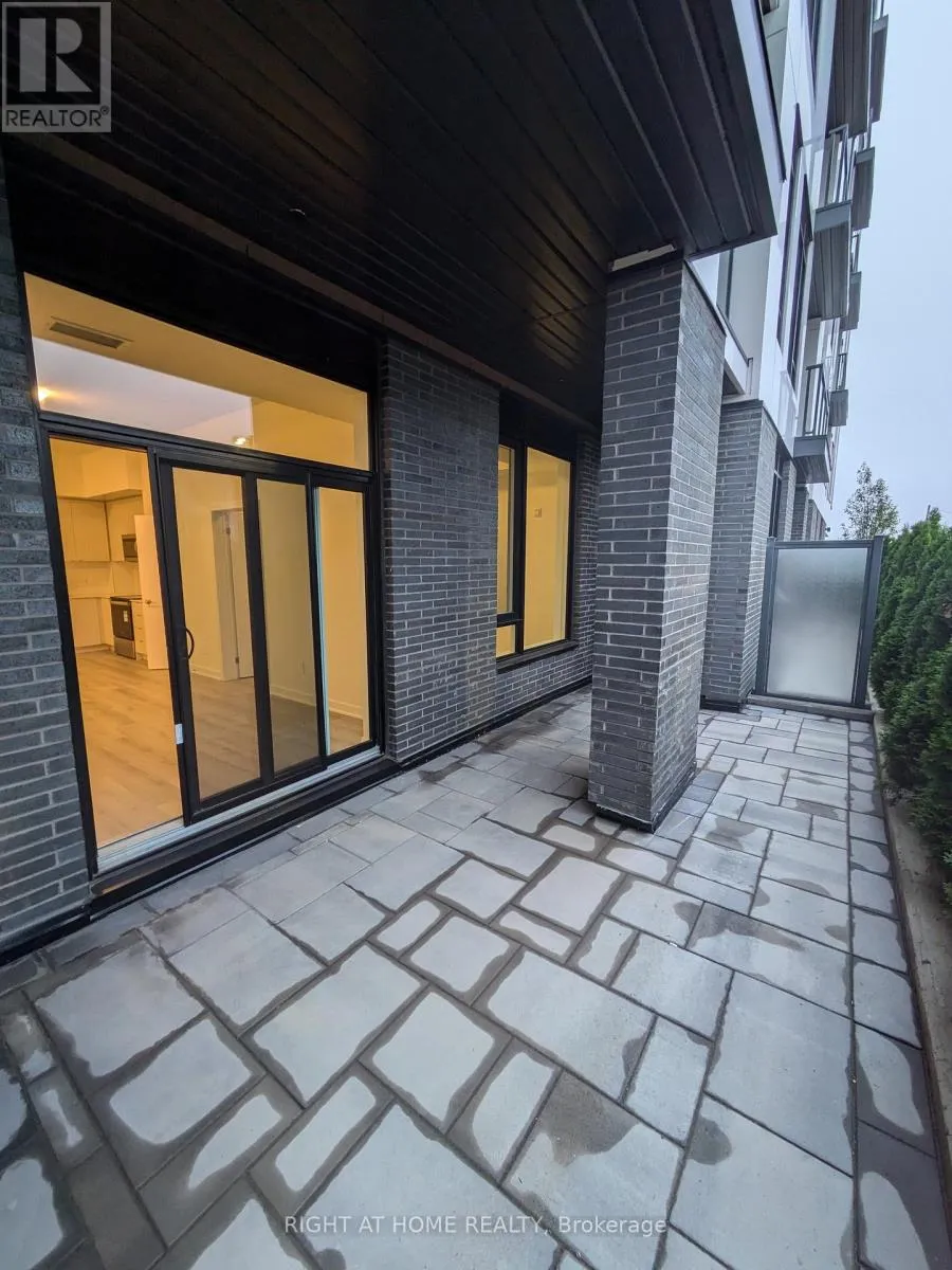 Apartment for rent: 102 - 1440 Clarriage Court, Milton, Ontario L9E 1B3