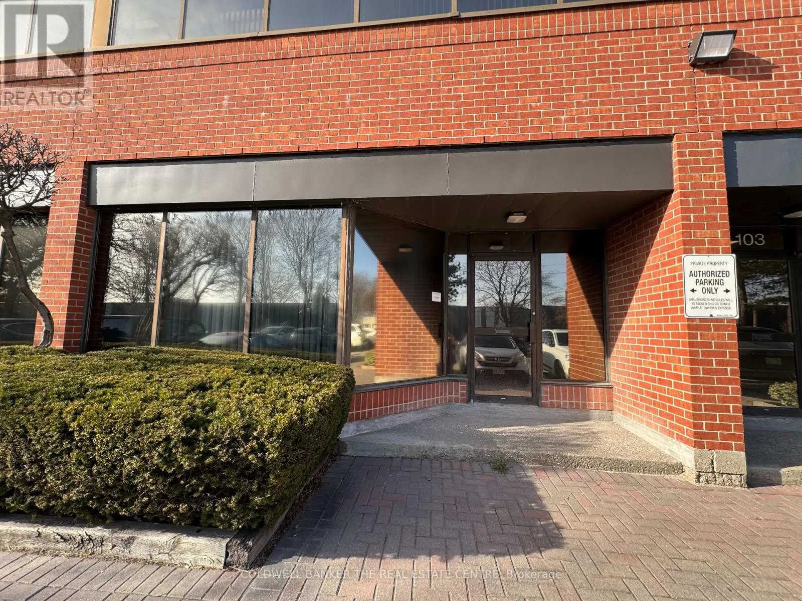 Offices for rent: 102 - 16 Esna Park Drive, Markham, Ontario L3R 5X1