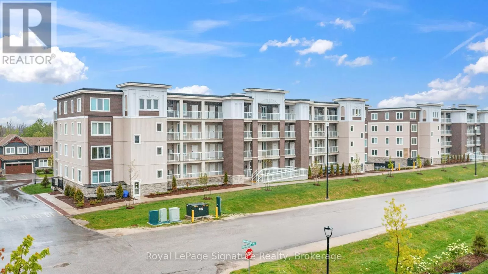 Apartment for rent: 102 - 17 Spooner Crescent, Collingwood, Ontario L9Y 1T3
