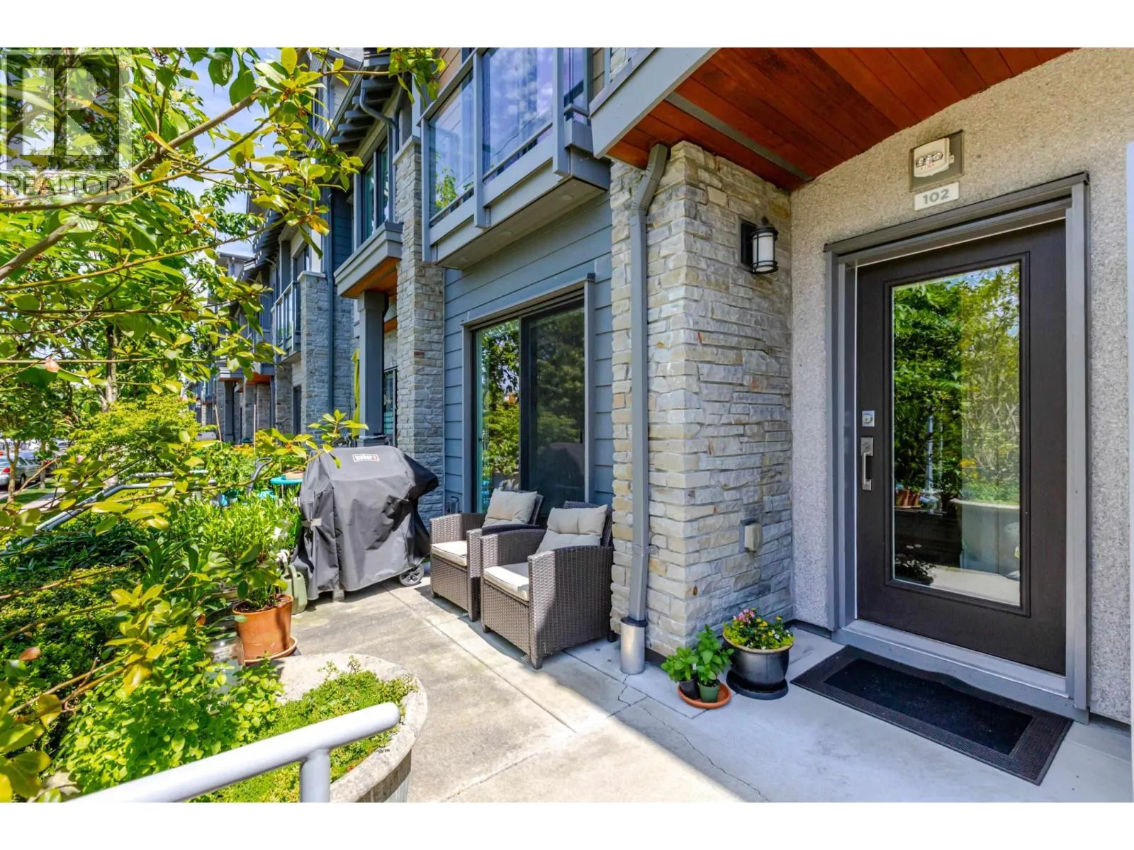 Row / Townhouse for rent: 102 1708 55a Street, Delta, British Columbia V4M 0A9