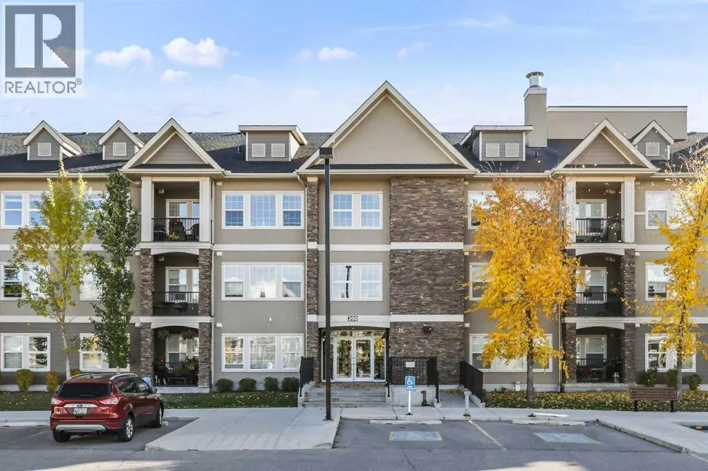 Apartment for rent: 102, 200 Cranfield Common Se, Calgary, Alberta T3M 1S2