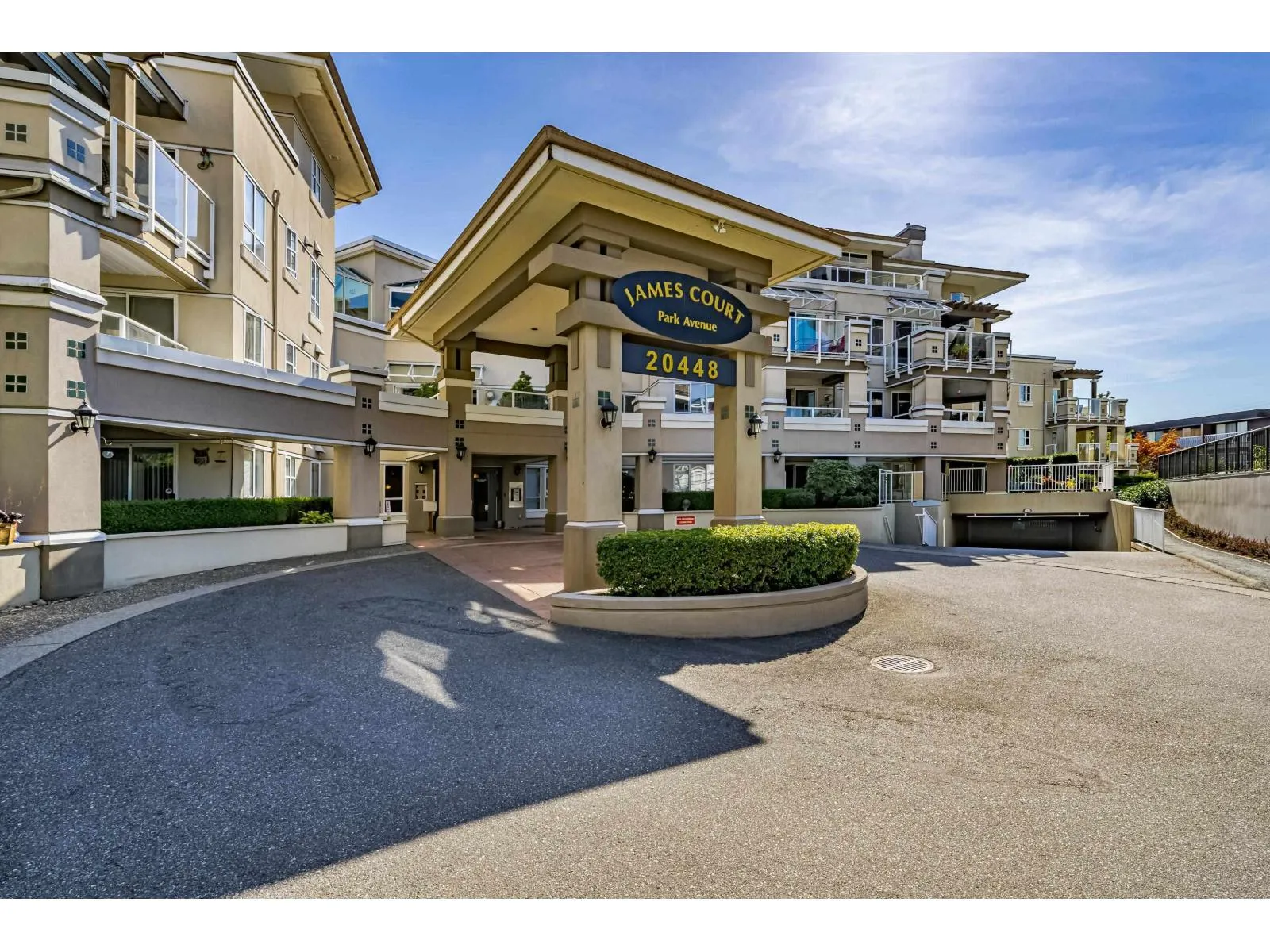 Apartment for rent: 102 20448 Park Avenue, Langley, British Columbia V3A 4N8