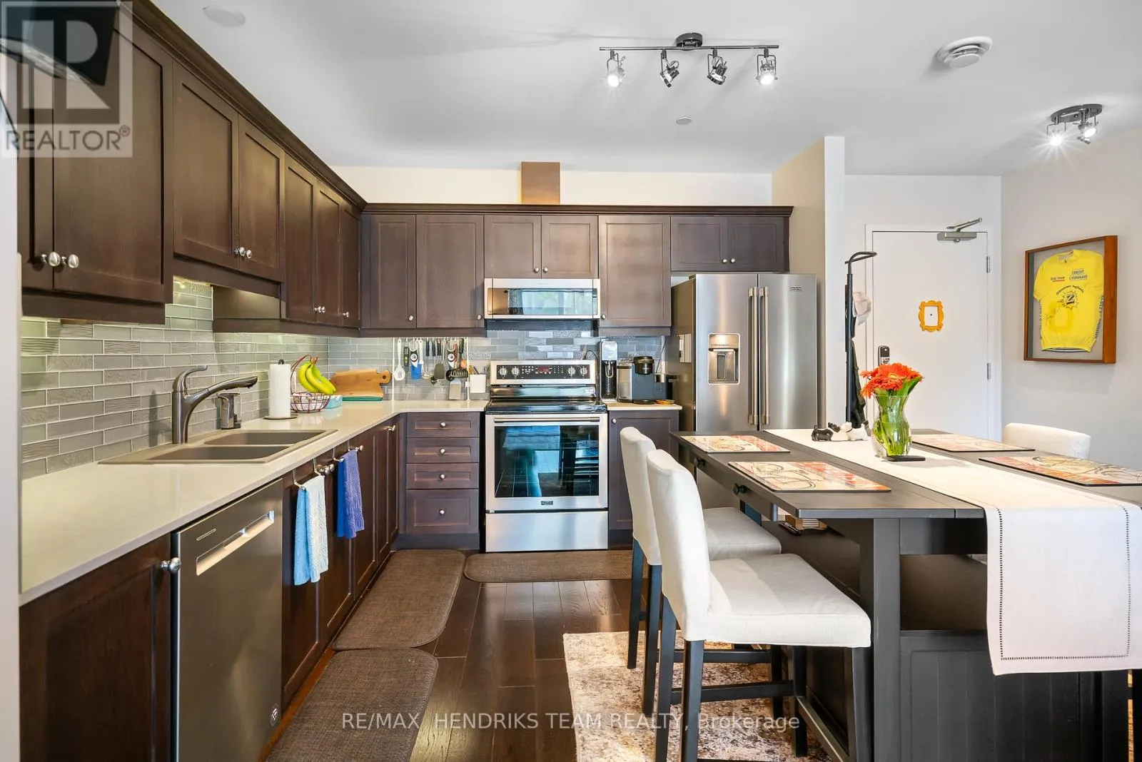 Apartment for rent: 102 - 26 Wellington Street, St. Catharines, Ontario L2R 5P8