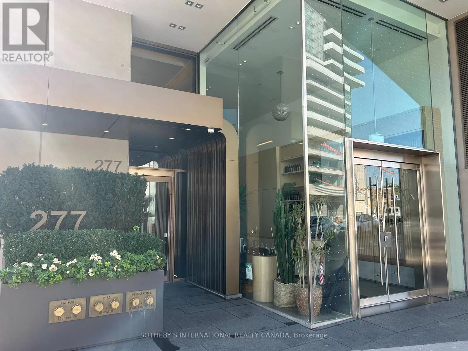 102 - 277 Davenport Road, Toronto, Ontario M5R 1J9