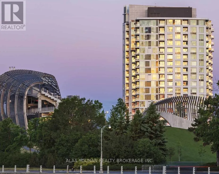 Row / Townhouse for rent: 102 - 3075 Trafalgar Road, Oakville, Ontario L6H 7C2