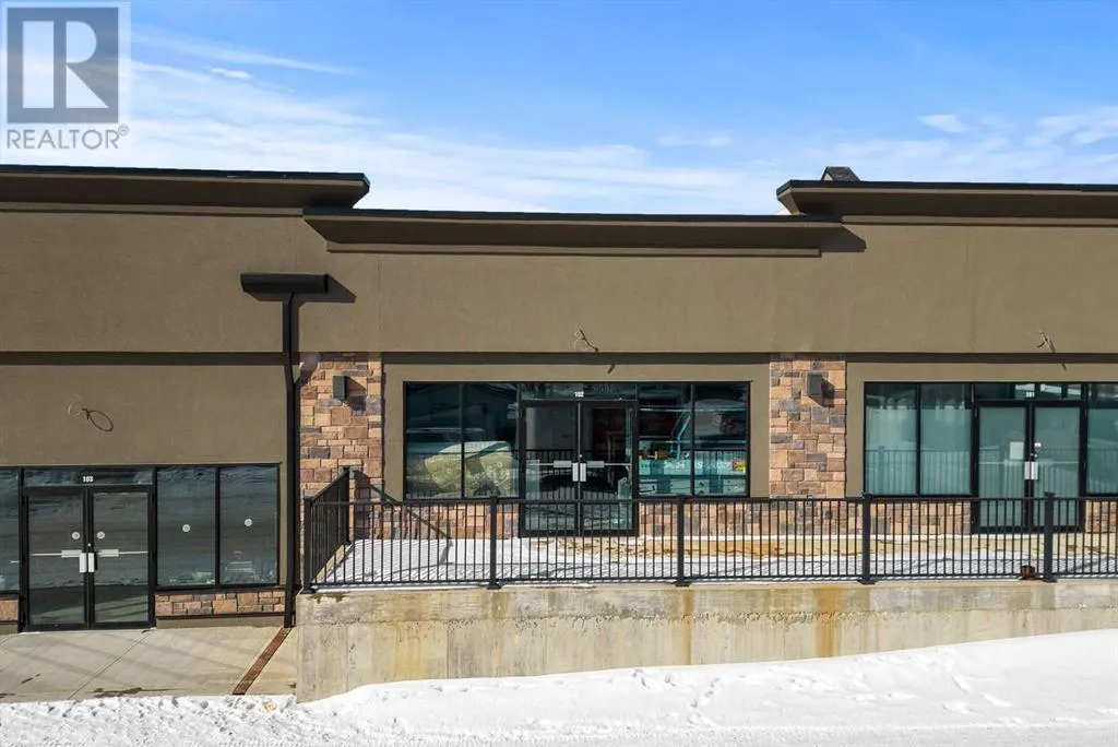 Commercial Mix for rent: 102, 5703 48 Avenue, Camrose, Alberta T4V 0J9