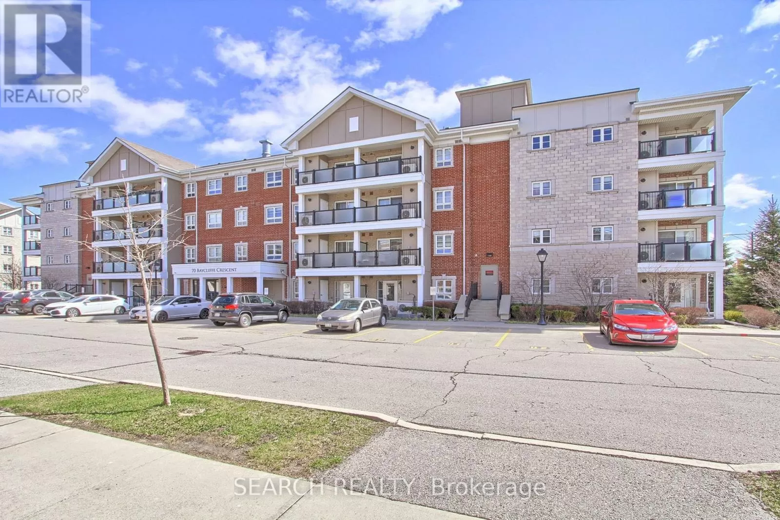 Apartment for rent: 102 - 70 Baycliffe Road, Brampton, Ontario L7A 0Z5