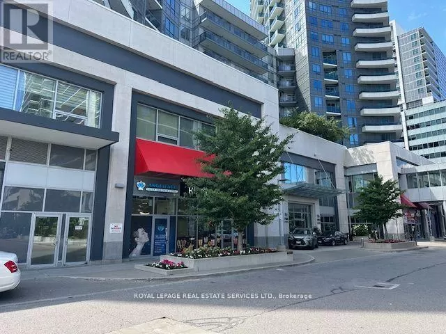 Retail for rent: 102 - 7163 Yonge Street, Markham, Ontario L3T 0C6