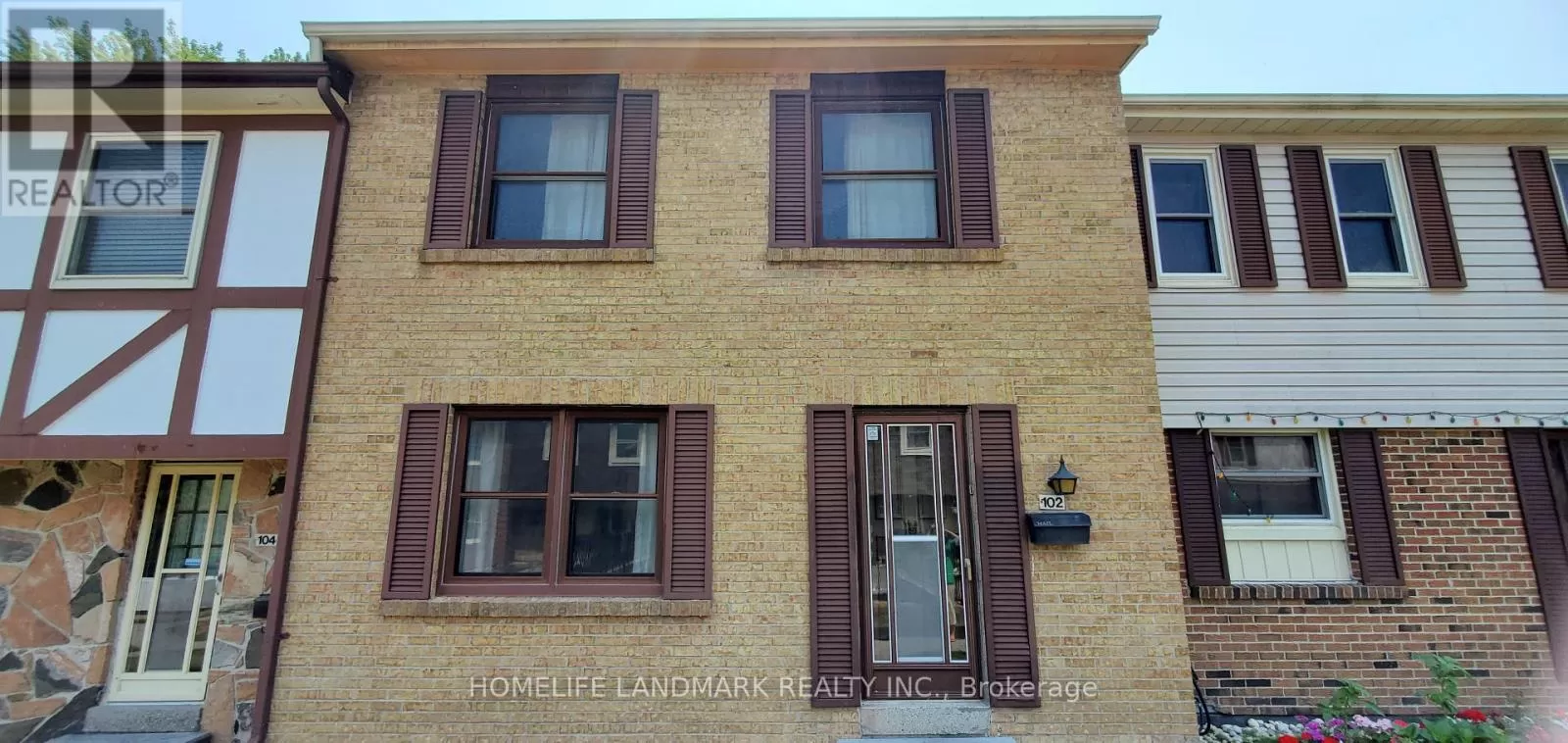 Row / Townhouse for rent: 102 - 91 L'amoreaux Drive S, Toronto, Ontario M1W 2J8