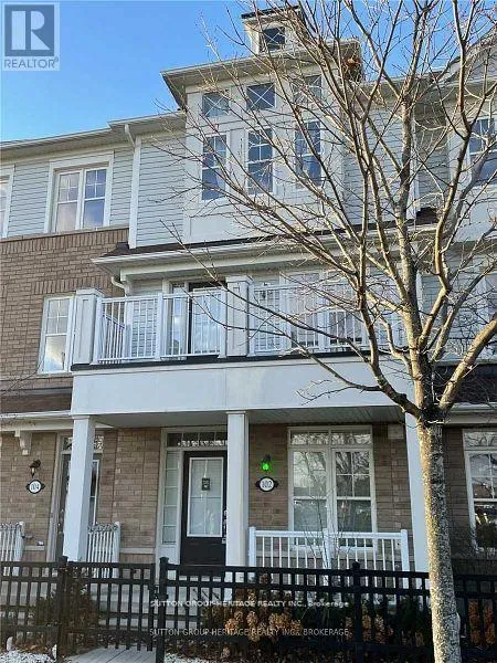 Row / Townhouse for rent: 102 Harbourside Drive, Whitby, Ontario L1N 0H7