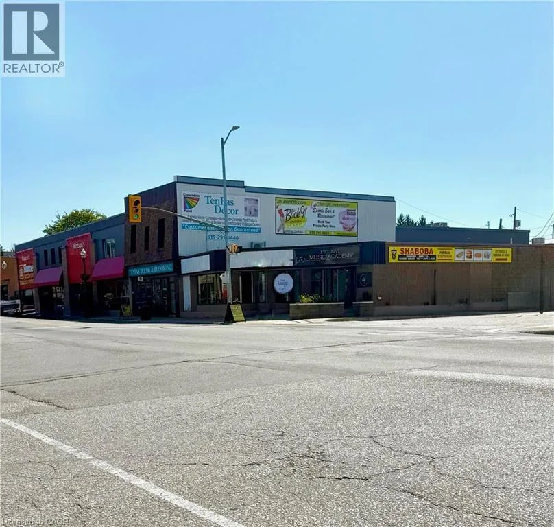 102 Main Street E, Listowel, Ontario N4W 2B6