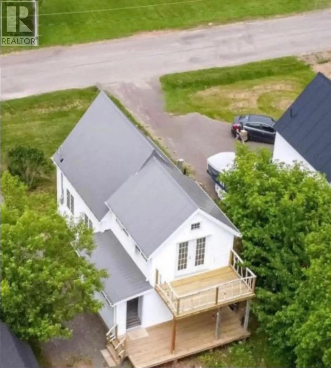 House for rent: 102 Richmond Street, Georgetown, Prince Edward Island C0A 1L0