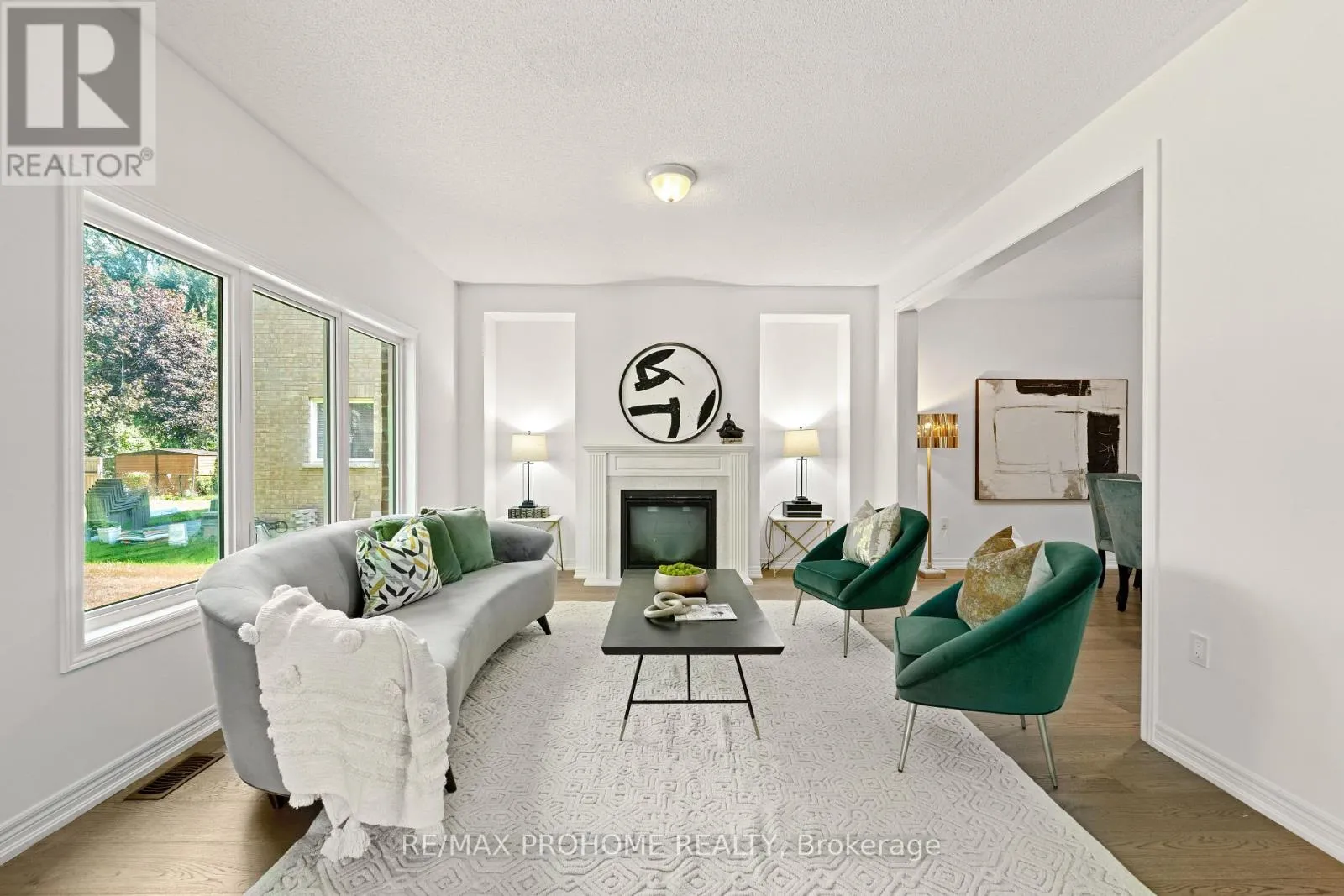 House for rent: 102 Riveredge Drive, Georgina, Ontario L4P 2P1