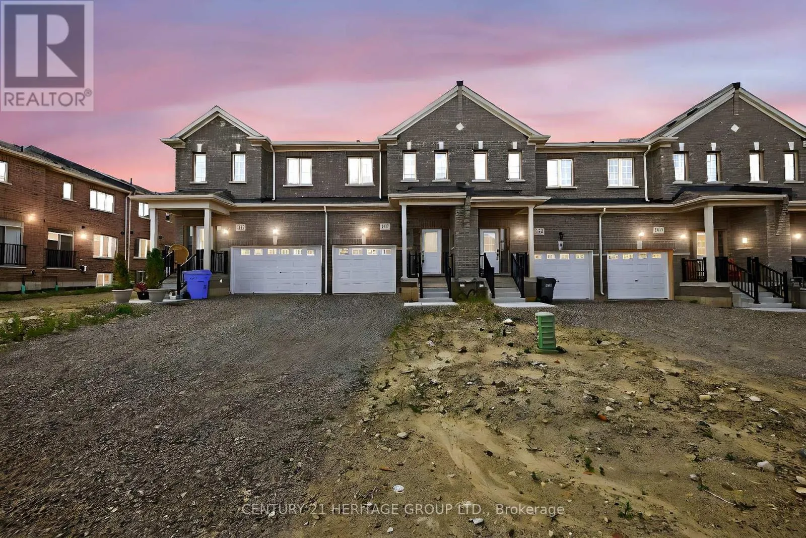 Row / Townhouse for rent: 102 Stocks Avenue, Southgate, Ontario N0C 1B0