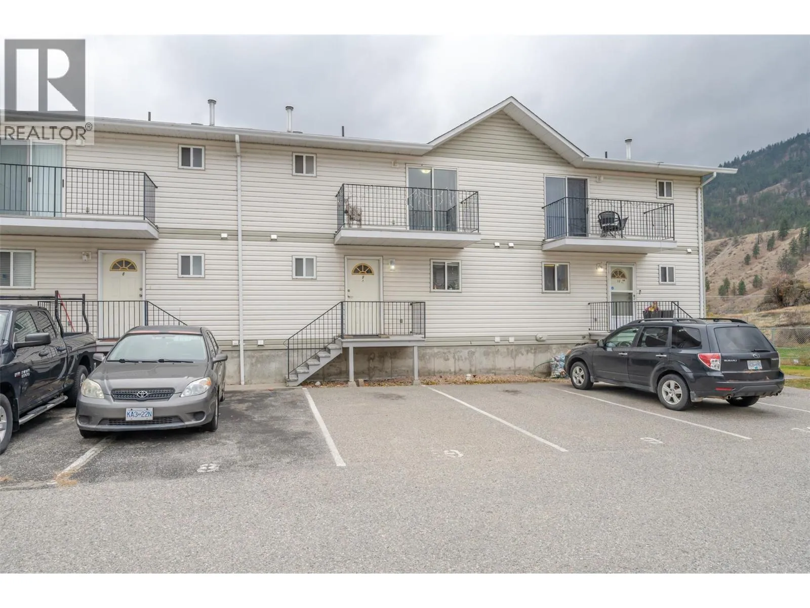 Row / Townhouse for rent: 1020 Cedar Street Unit# 9, Okanagan Falls, British Columbia V0H 1R4