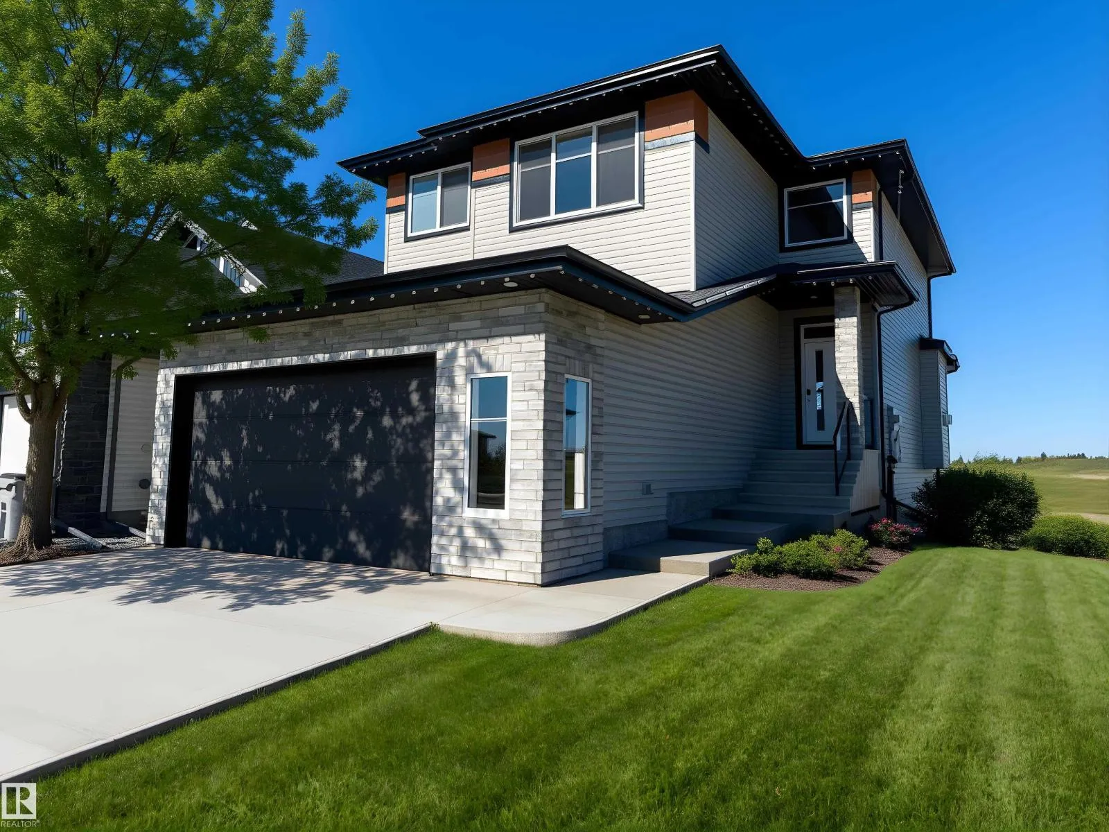 House for rent: 10214 92a Av, Morinville, Alberta T8R 2R4