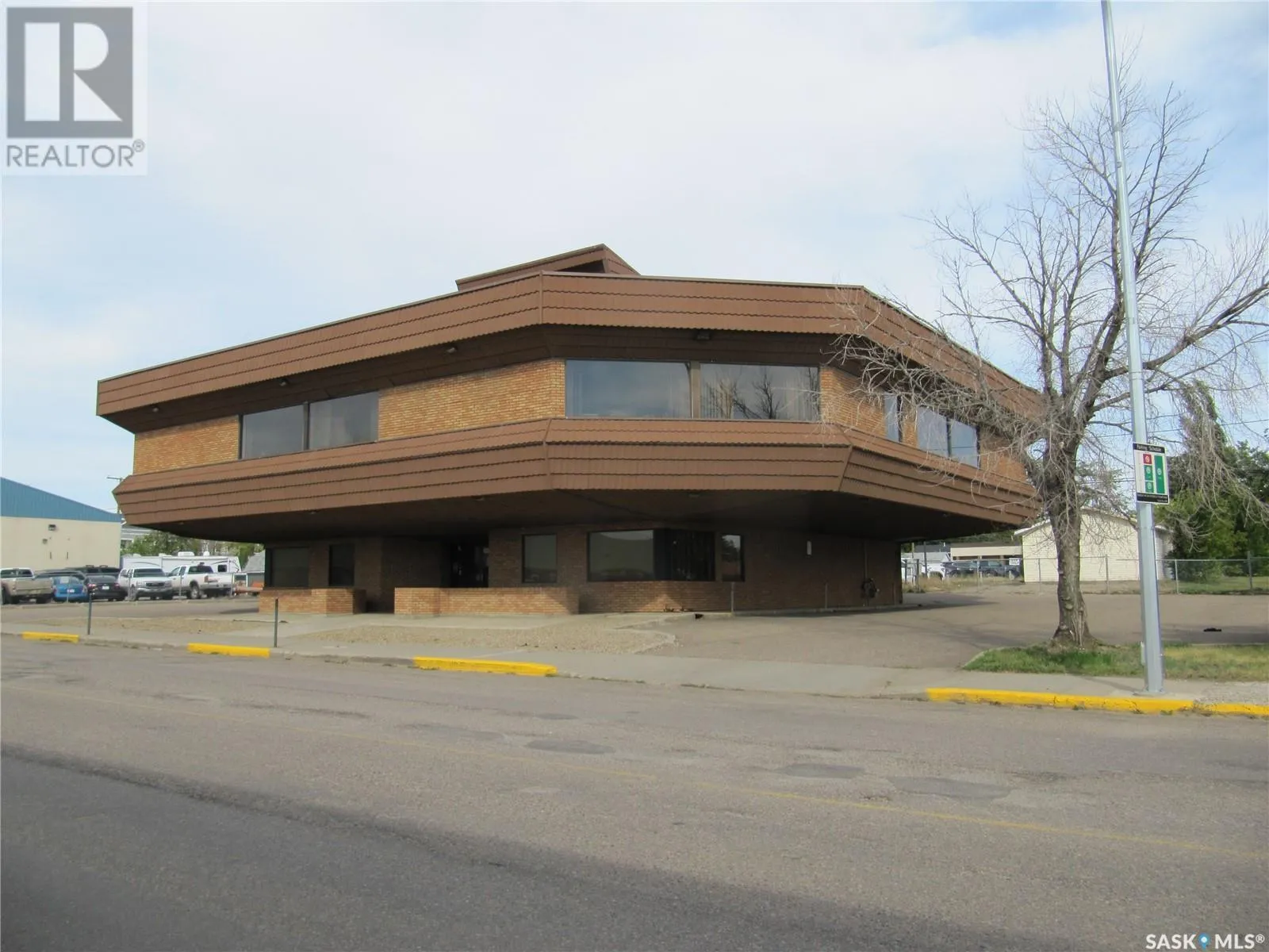 Offices for rent: 1022 102nd Street, North Battleford, Saskatchewan S9A 1E5