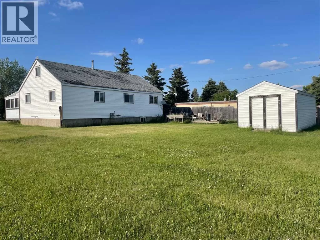 House for rent: 1023 2nd, Bluesky, Alberta T0H 0J0