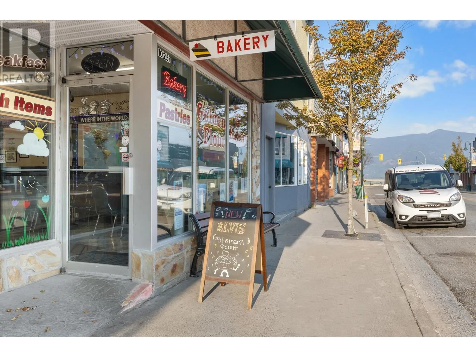 Other for rent: 1025 Canyon Street, Creston, British Columbia V0B 1G0