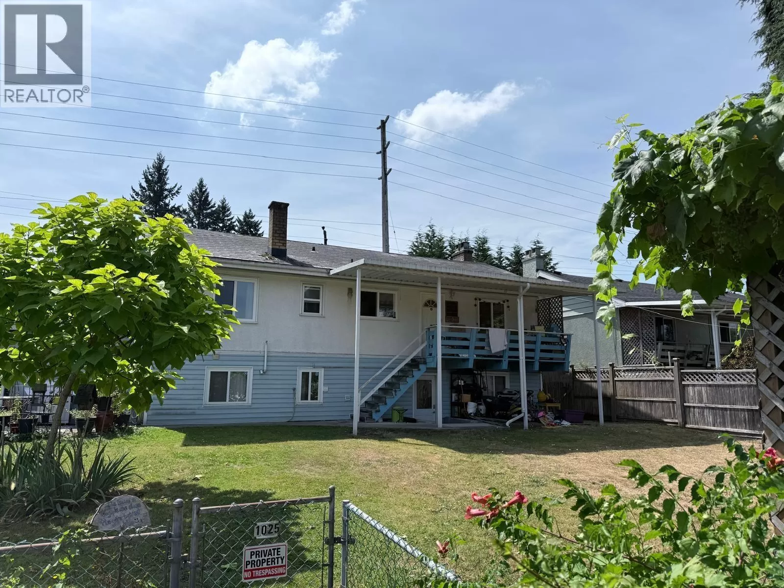 House for rent: 1025 Como Lake Avenue, Coquitlam, British Columbia V3J 3N7