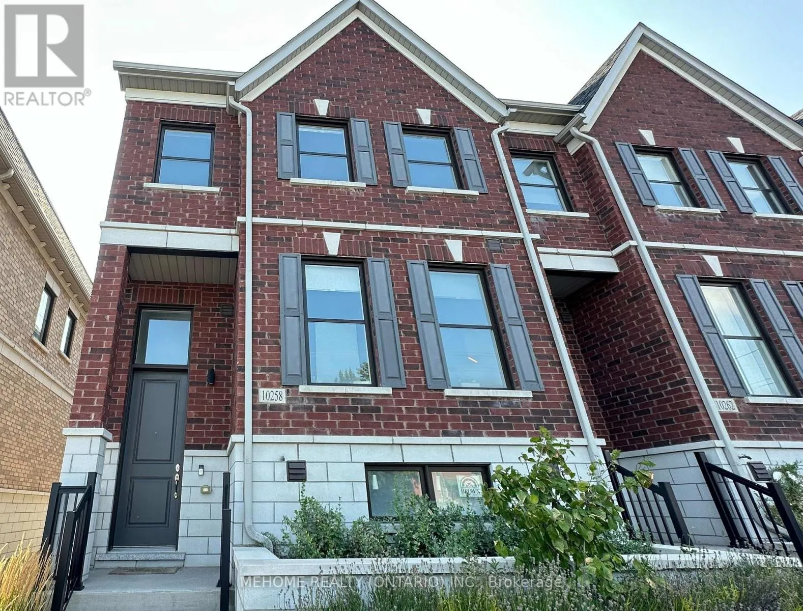 Row / Townhouse for rent: 10258 Keele Street, Vaughan, Ontario L6A 1G3