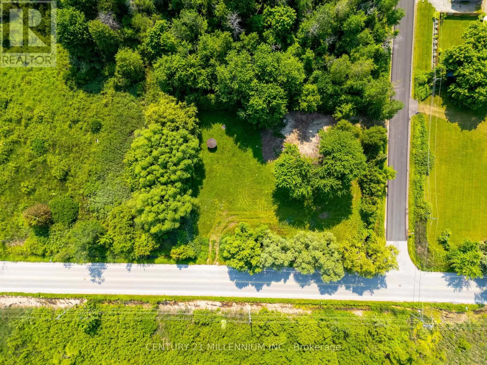 1027 Chapman Street, Innisfil, Ontario L0L 1W0