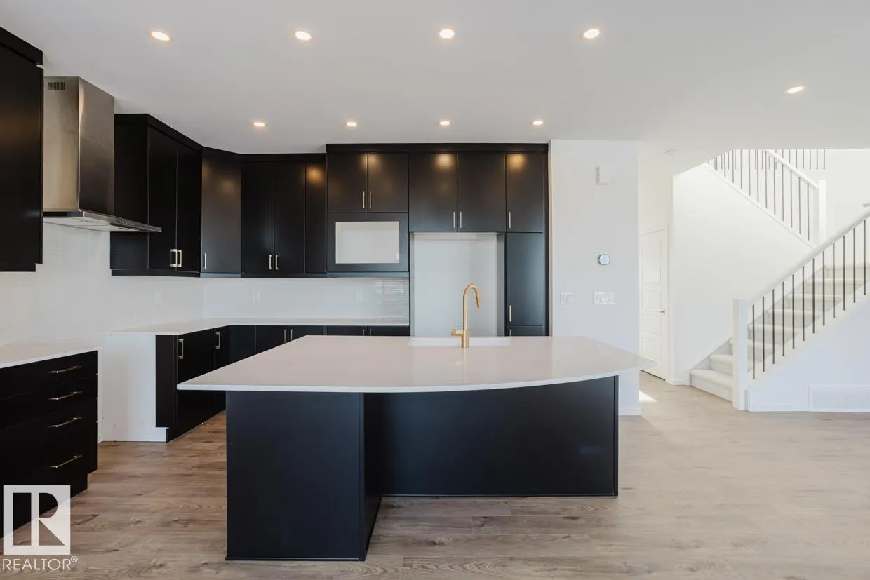 House for rent: 1027 Wolf Willow Wy, Sherwood Park, Alberta T8H 3B3