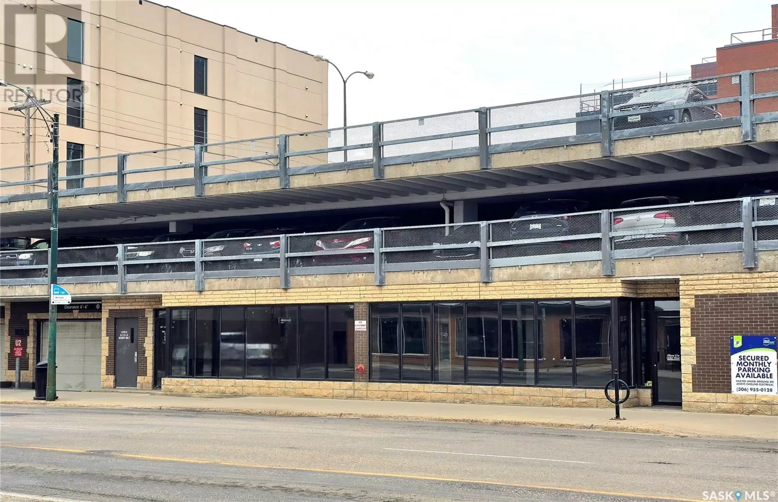 Retail for rent: 103 107 23rd Street, Saskatoon, Saskatchewan S7K 0J1