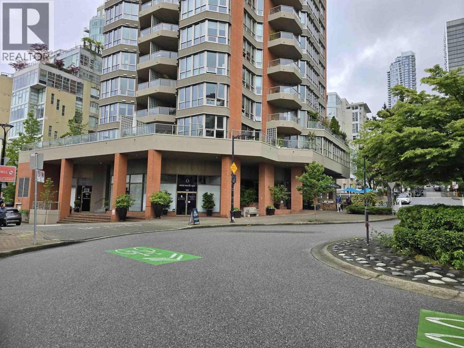 103 1625 Hornby Street, Vancouver, British Columbia V6Z 2M2