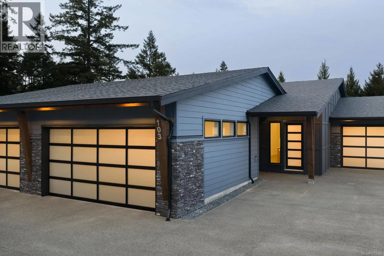 Row / Townhouse for rent: 103 2332 Copper Rock Crt, Langford, British Columbia V9B 0G4