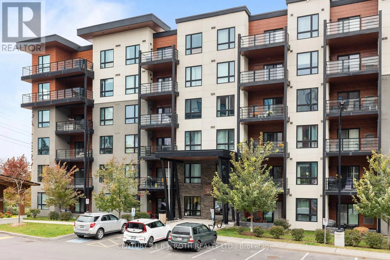 Apartment for rent: 103 - 300 Essa Road, Barrie, Ontario L4J 0B9