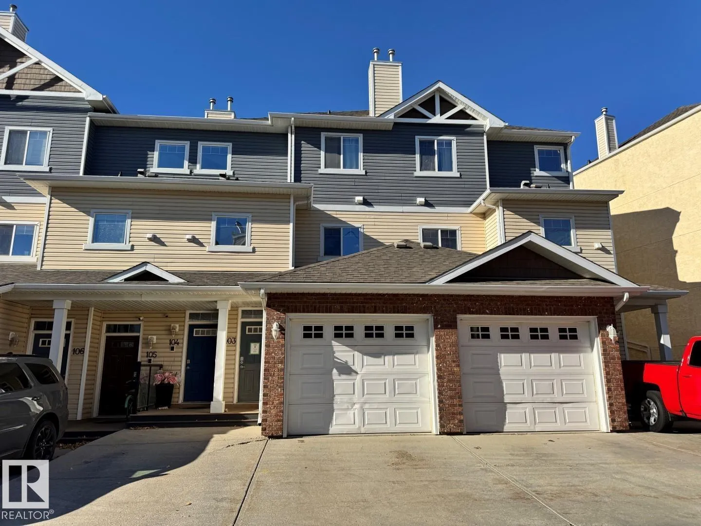 Row / Townhouse for rent: #103 3010 33 Av Nw, Edmonton, Alberta T6T 0C3