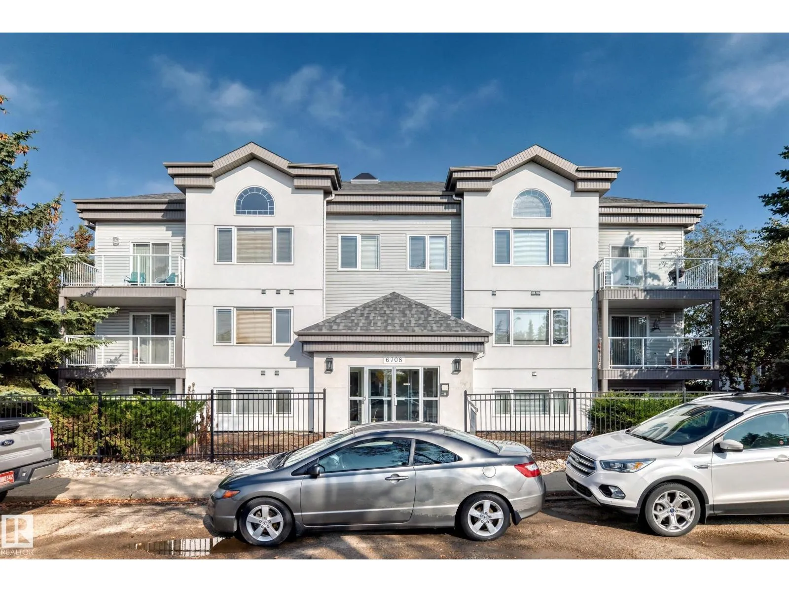 Apartment for rent: #103 6708 90 Av Nw Nw, Edmonton, Alberta T6B 0P2