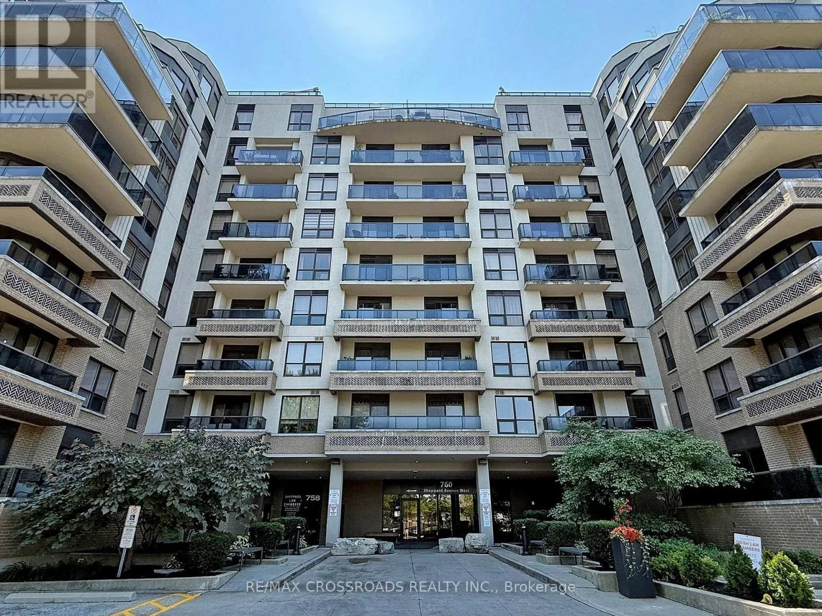 Apartment for rent: 103 - 760 Sheppard Avenue W, Toronto, Ontario M3H 0B3