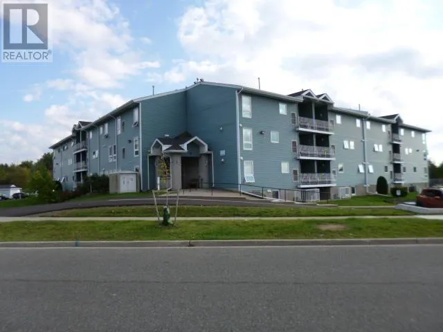 Apartment for rent: 103 800 Gordon St, Thunder Bay, Ontario P7E 6N8