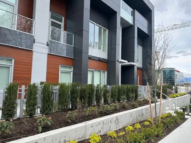 Apartment for rent: 103 8551 201 Street, Langley, British Columbia V2Y 3Y5