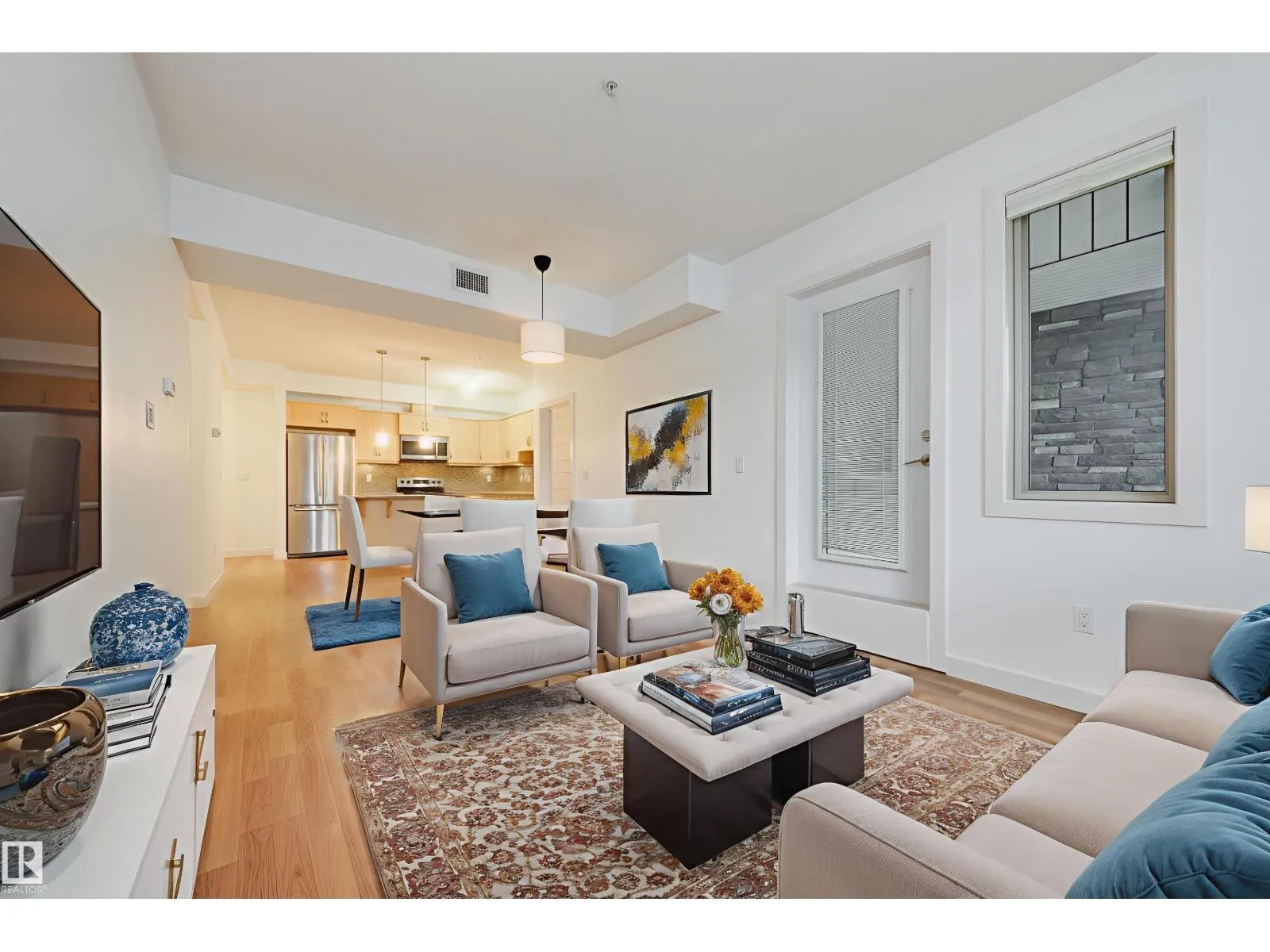 Apartment for rent: #103 8730 82 Av Nw, Edmonton, Alberta T6C 0Z1