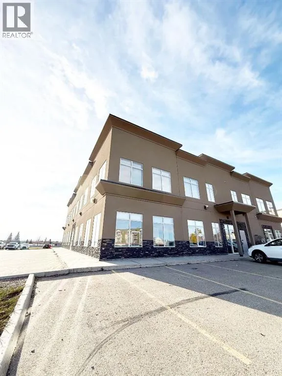 Offices for rent: 103, 9625 97 Street, Grande Prairie, Alberta T8V 8K5