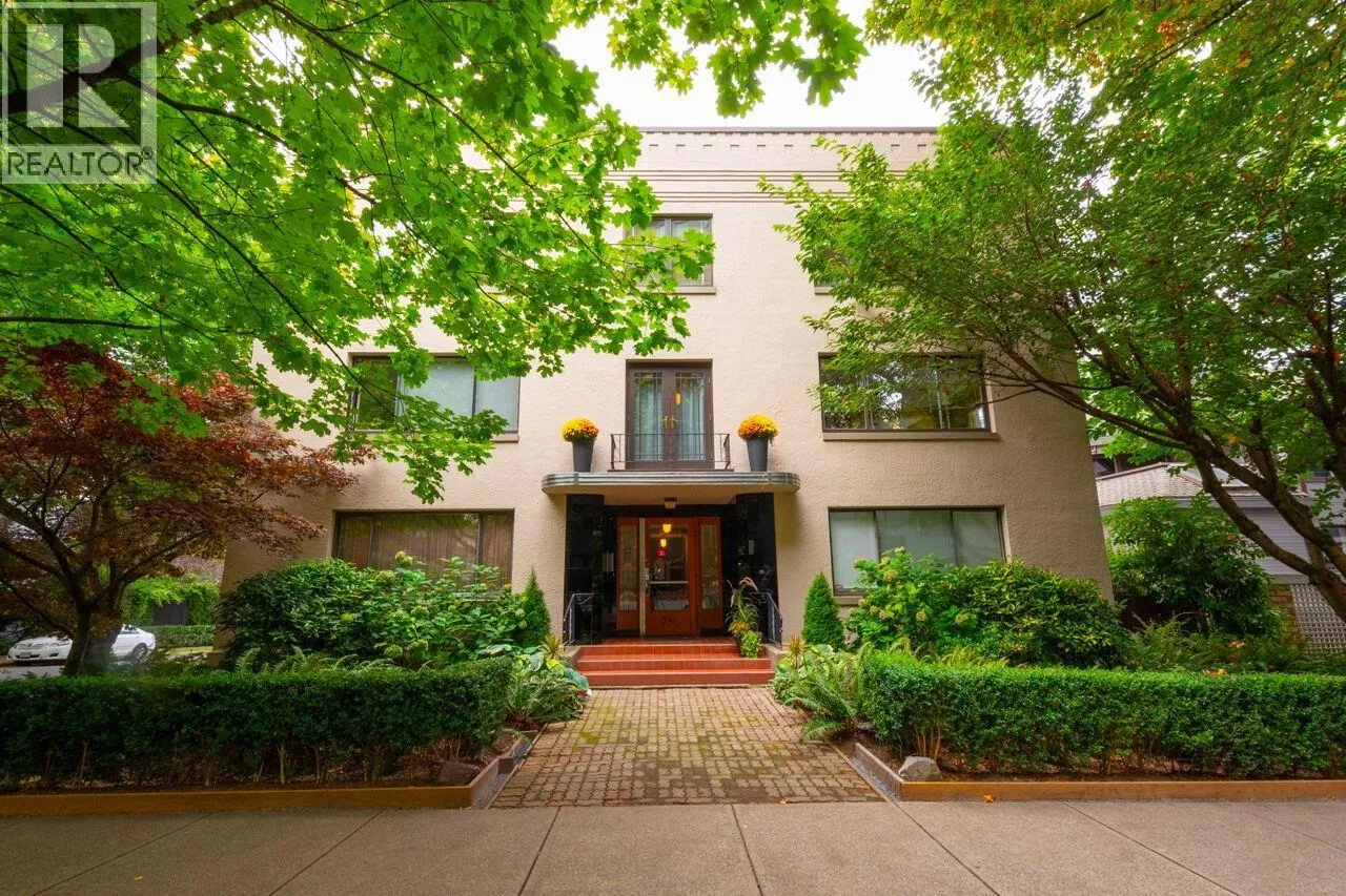 Apartment for rent: 103 985 Jervis Street, Vancouver, British Columbia V6E 2B7