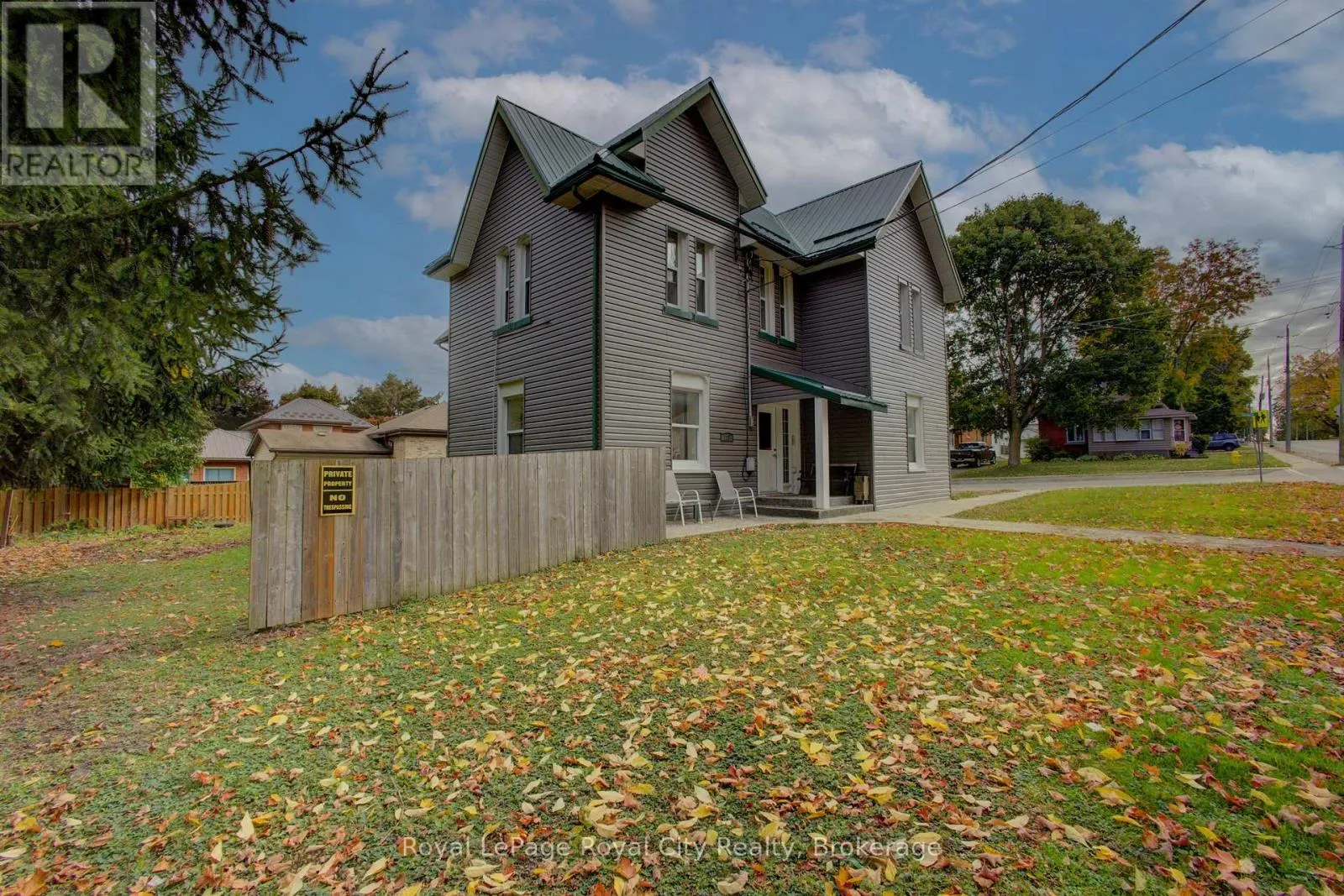 Multi-Family for rent: 103 Patrick Street E, North Huron, Ontario N0G 2N0