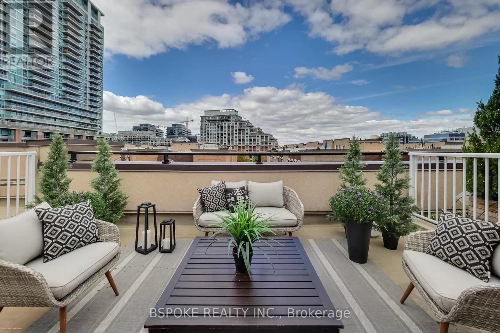 Row / Townhouse for rent: 1030 - 54 East Liberty Street, Toronto, Ontario M6K 3P3